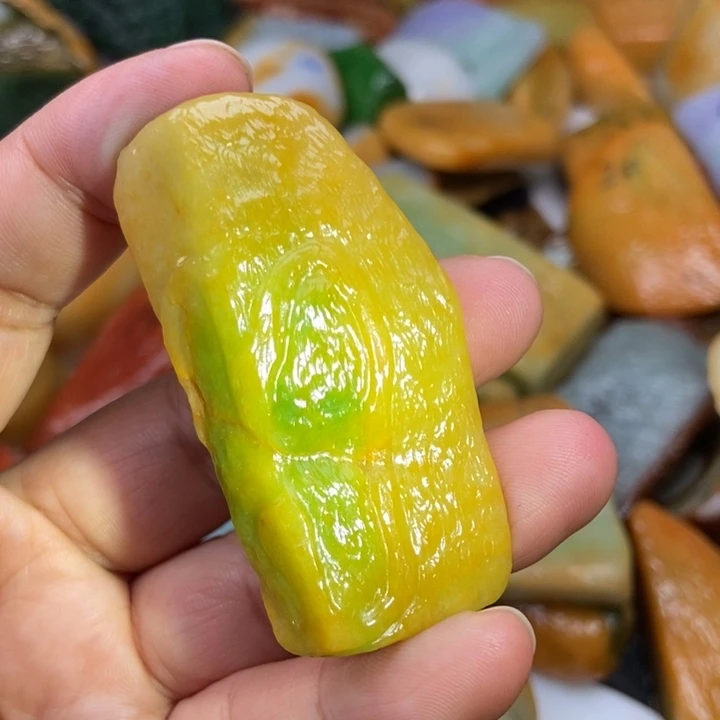 翡翠未镶嵌颈饰缅甸翡翠