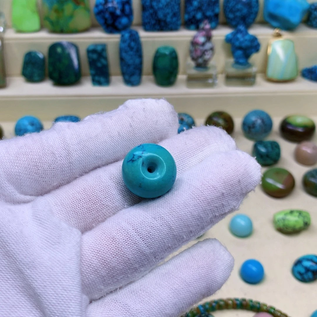 绿松石未镶嵌三彩随行