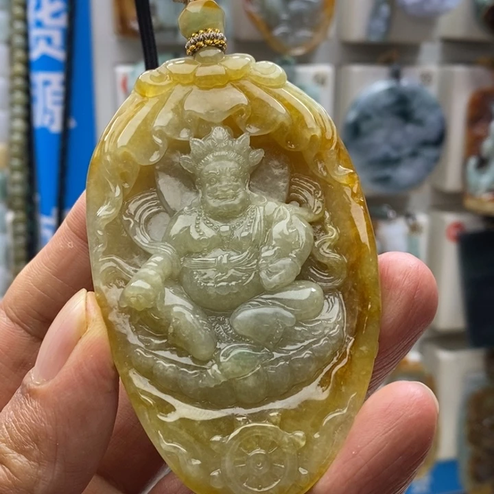 大***東翡翠未镶嵌颈饰财哥