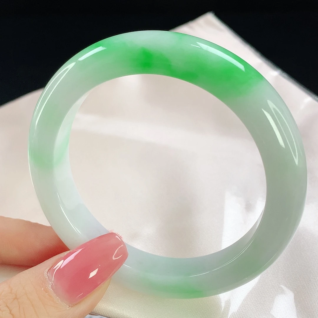 未镶嵌手镯翡翠678
