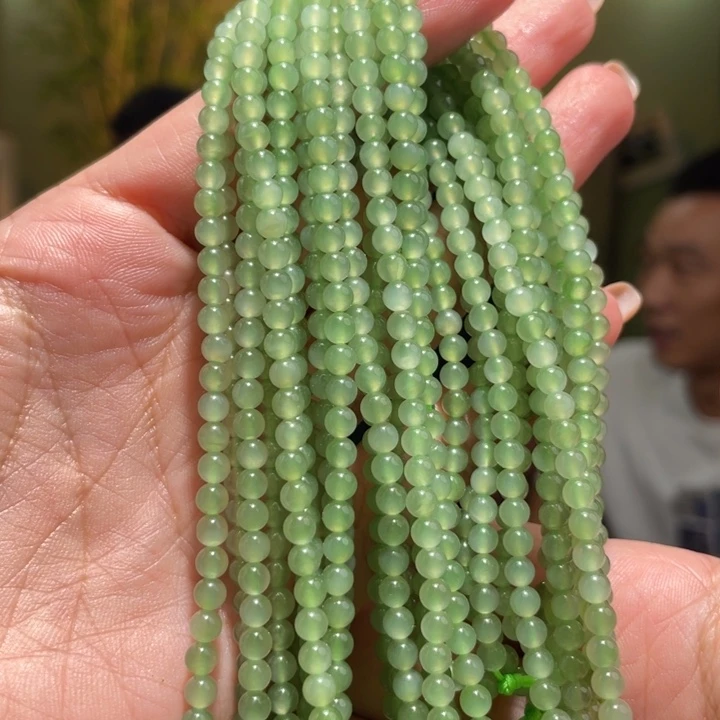 和田玉未镶嵌颈饰多样性发货，发其一