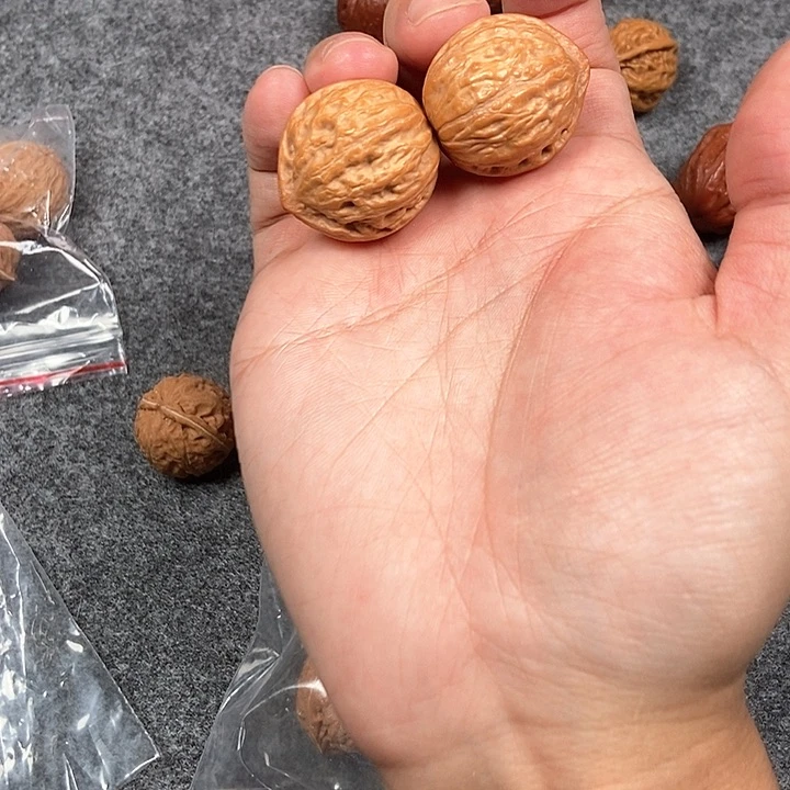 文玩核桃吊坠小佛肚