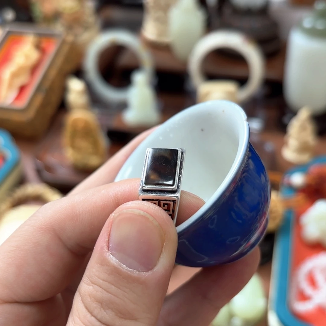 直***蜂瓷片雕刻雕刻工艺
