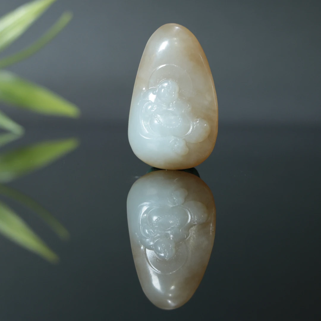 1207GC8824和田玉挂件