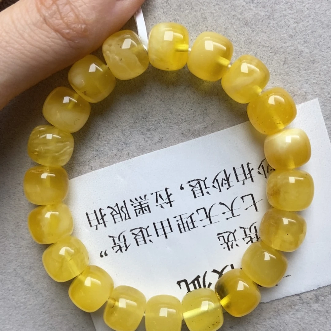 琥珀未镶嵌珠宝奇石40