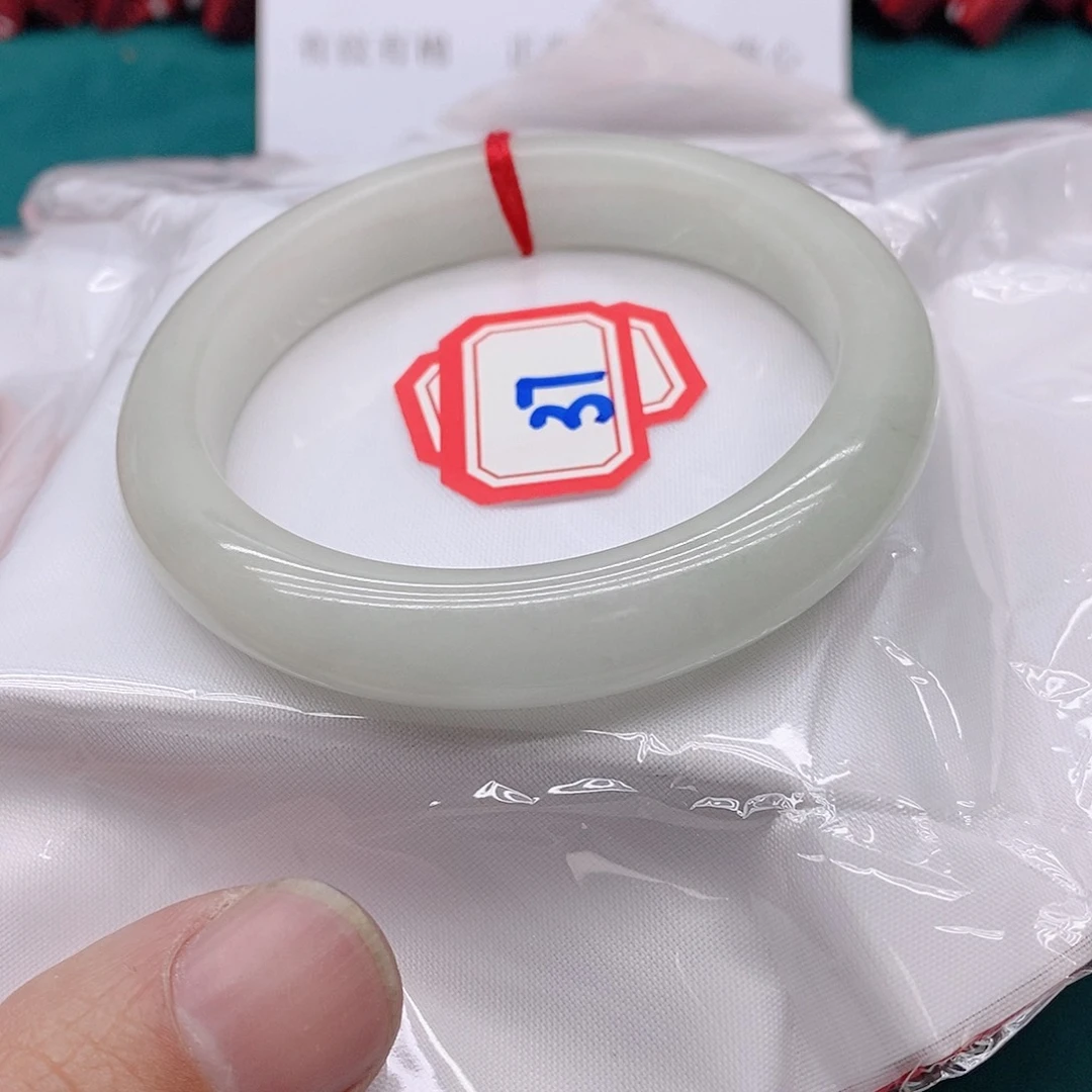 翡翠手镯未镶嵌A****^37777777777