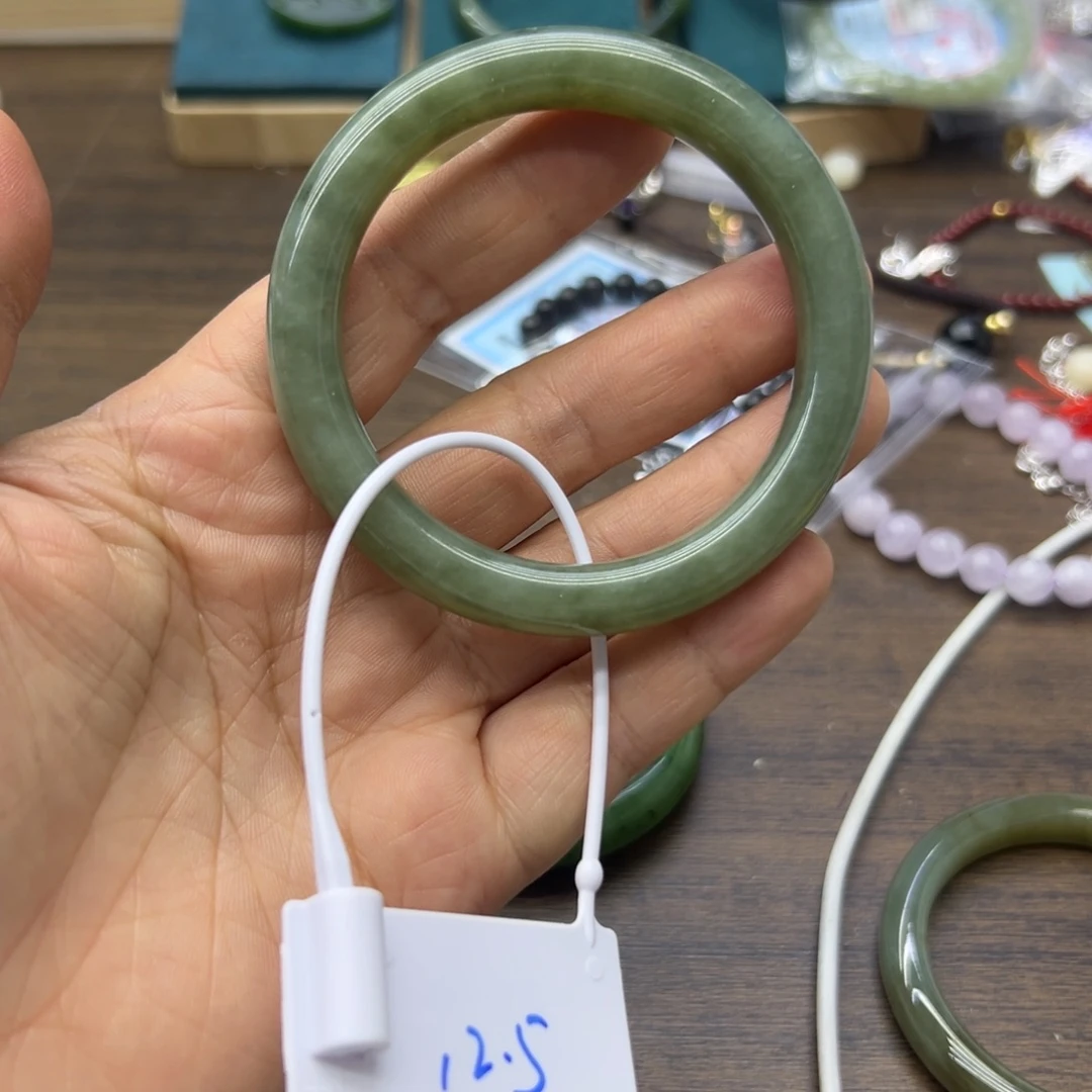 和田玉未镶嵌手镯56.3圈围610