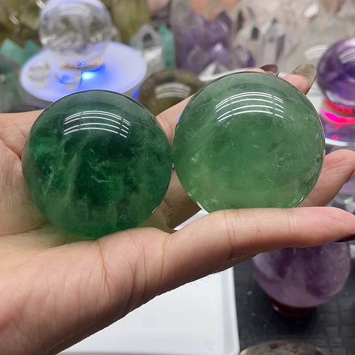 U***4未镶嵌珠宝半成品水晶25绿水晶球