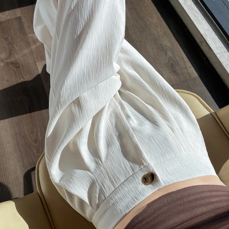 拉夏贝尔灰绿色时尚阔腿裤女2025夏季新款肌理感薄款高腰西装裤子