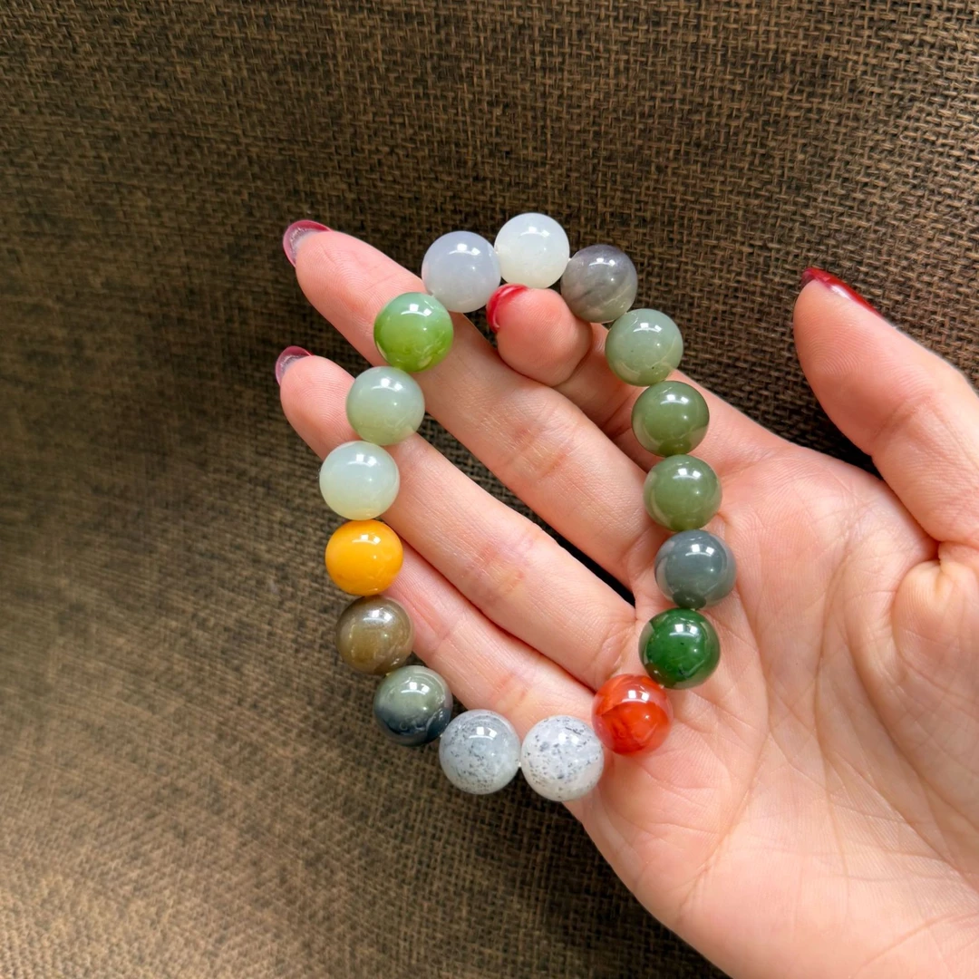 七彩和田玉多宝手串，戴出去倍有面，谁见了都问链接