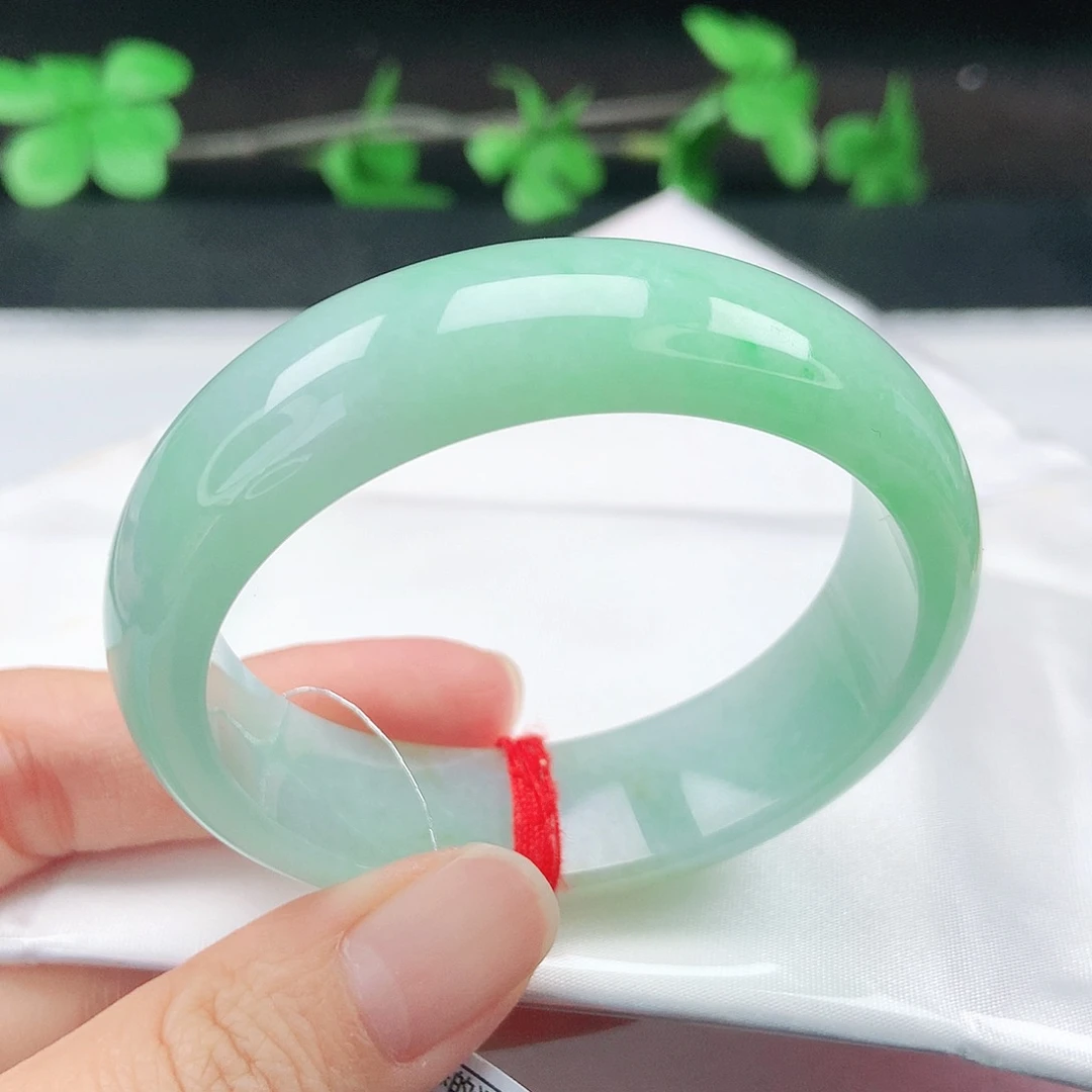 未镶嵌手镯（贵妃镯）翡翠51➕贵轮胎