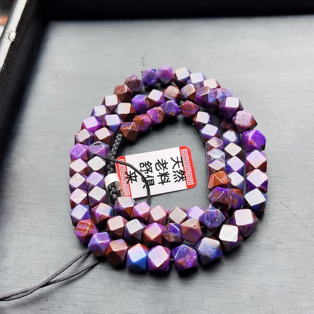 未镶嵌苏纪石（舒俱来）项链