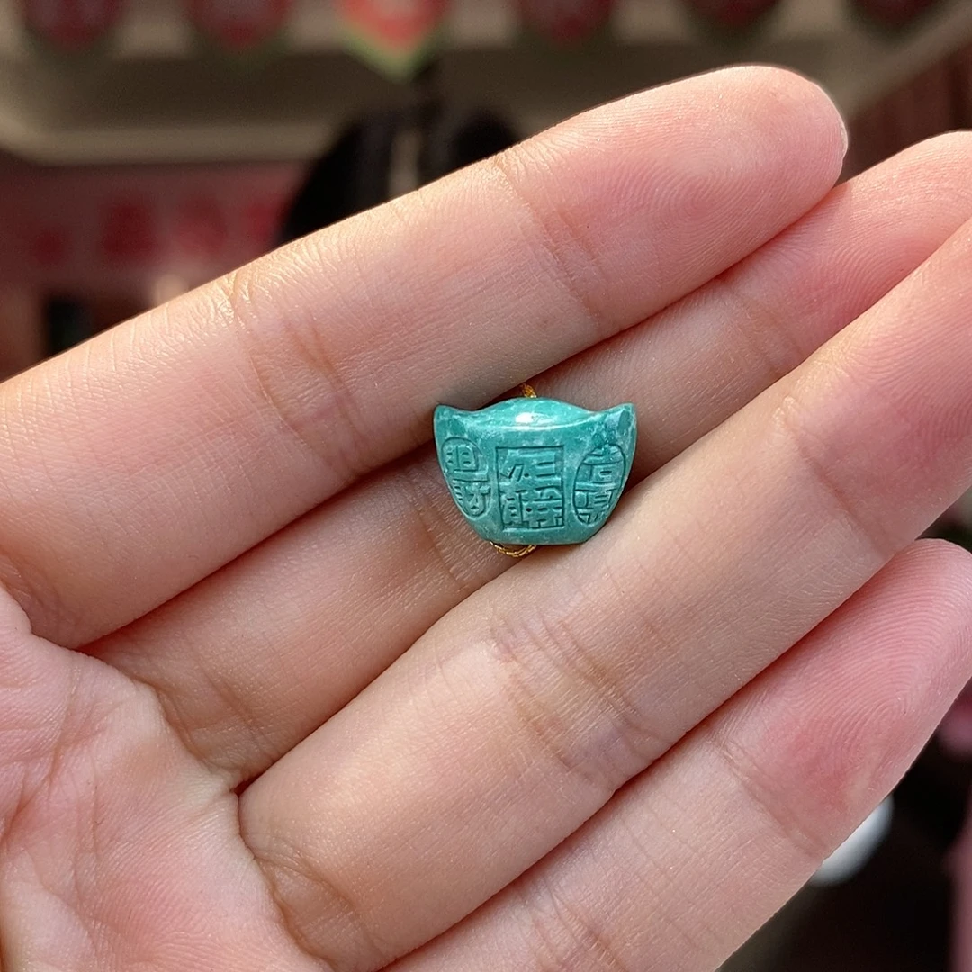 未镶嵌绿松石珠宝奇石