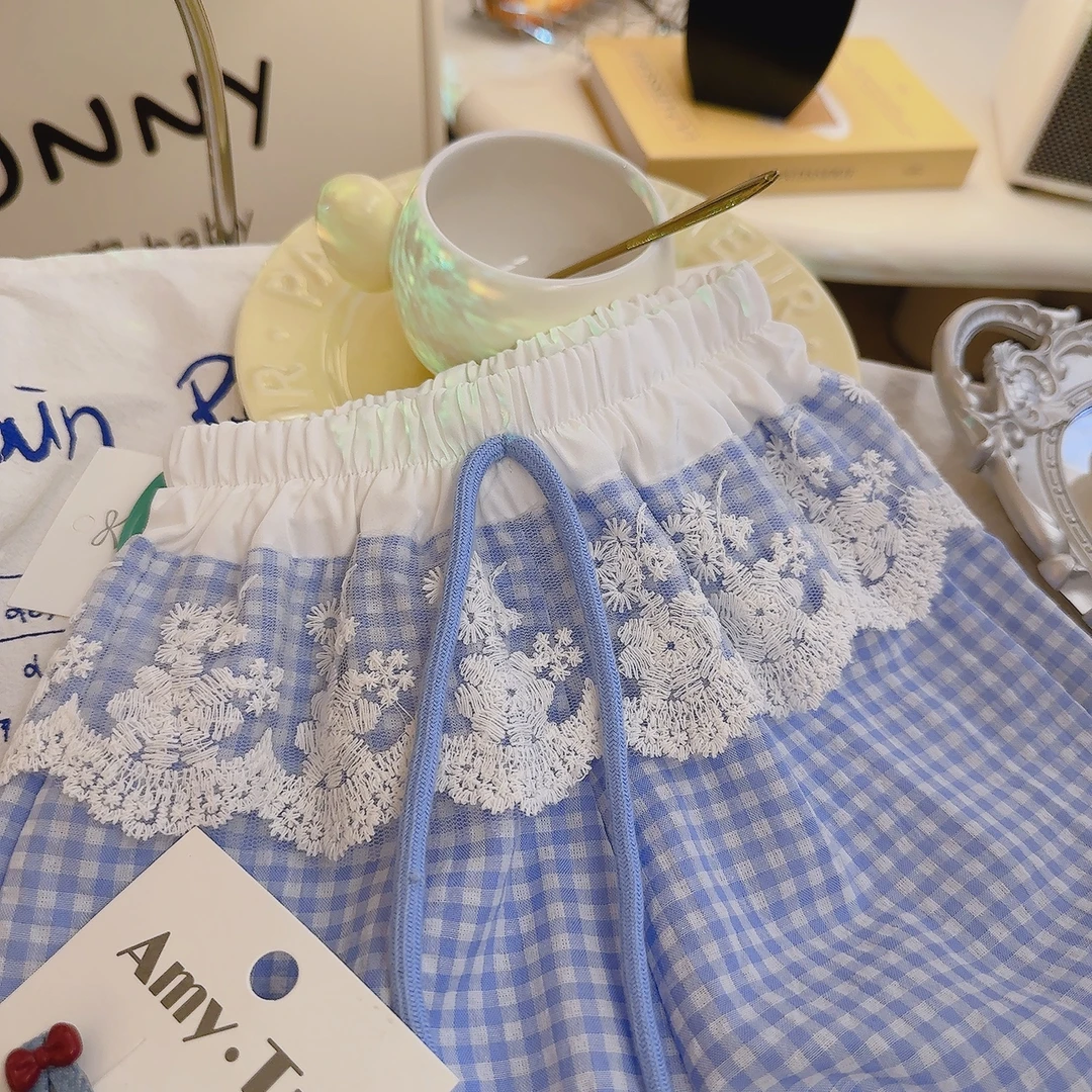 夏季甜美小女孩宽松格纹休闲裤搭配卡通印花短袖套装