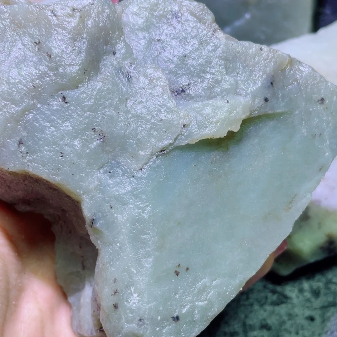 和田玉未镶嵌珠宝半成品