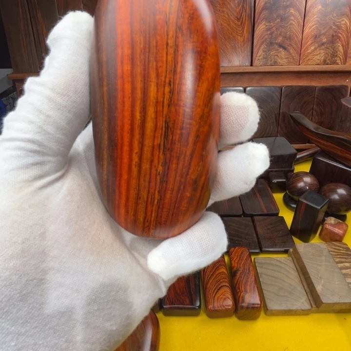 记***刻交趾黄檀（大红酸枝）我是不是应该好好