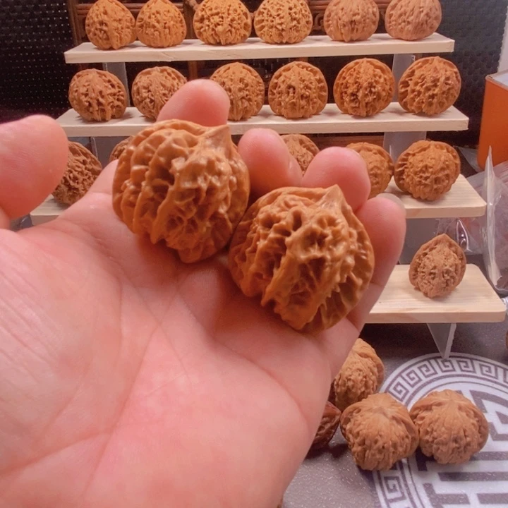 把件文玩核桃曹大龙