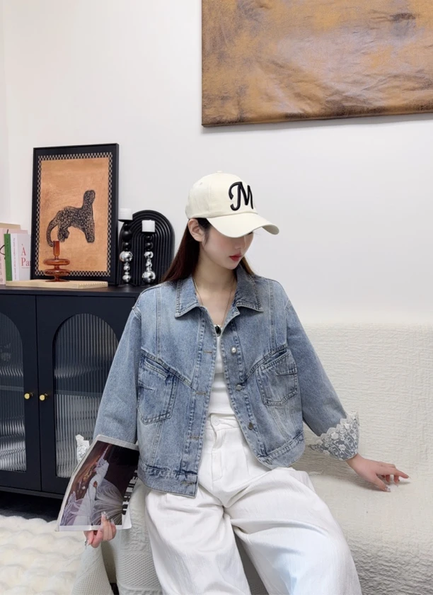 2025春季新款韩版袖口蕾丝拼接短款牛仔外套女长袖宽松休闲上衣潮