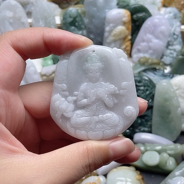 翡翠未镶嵌颈饰翡翠^_^