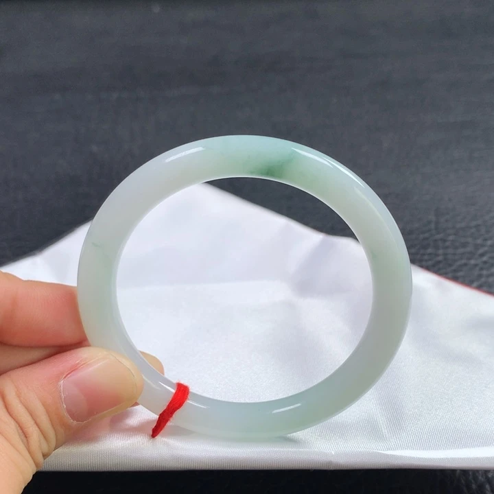 翡翠未镶嵌手镯53➕