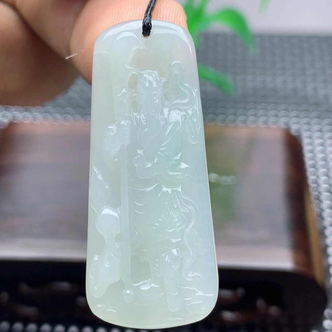 缅甸天然A货翡翠冰润白透玉小关公全身挂件吊坠武财牌神手工精雕