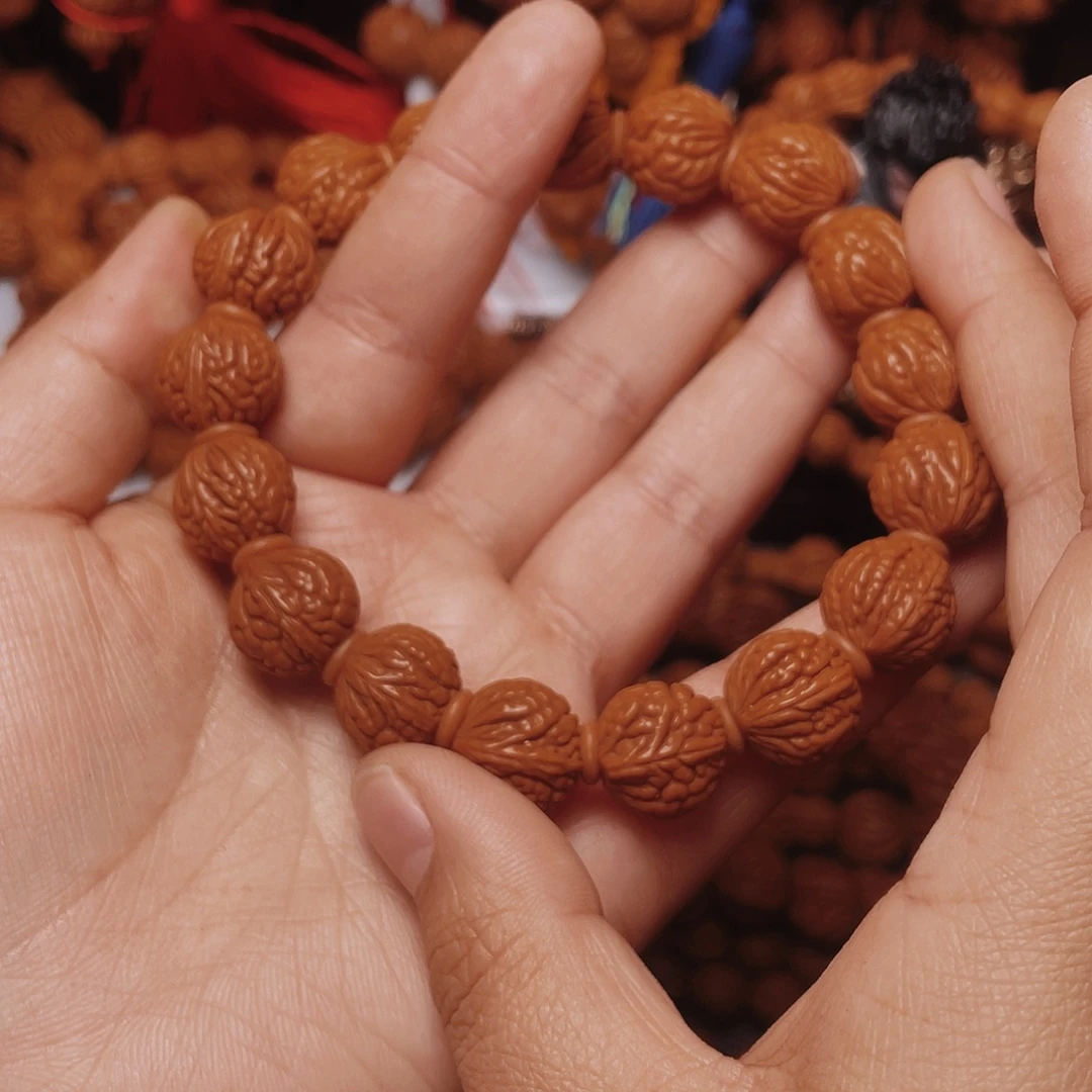 吊坠桃核龙纹桃枭