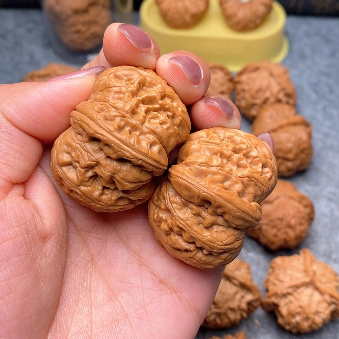 文玩核桃把件元宝42