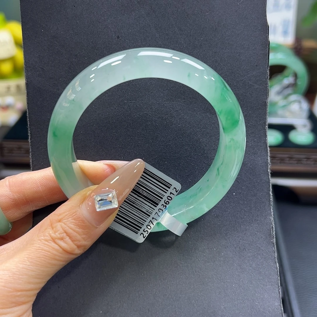 石英质玉（非洲翠）未镶嵌手镯59-60