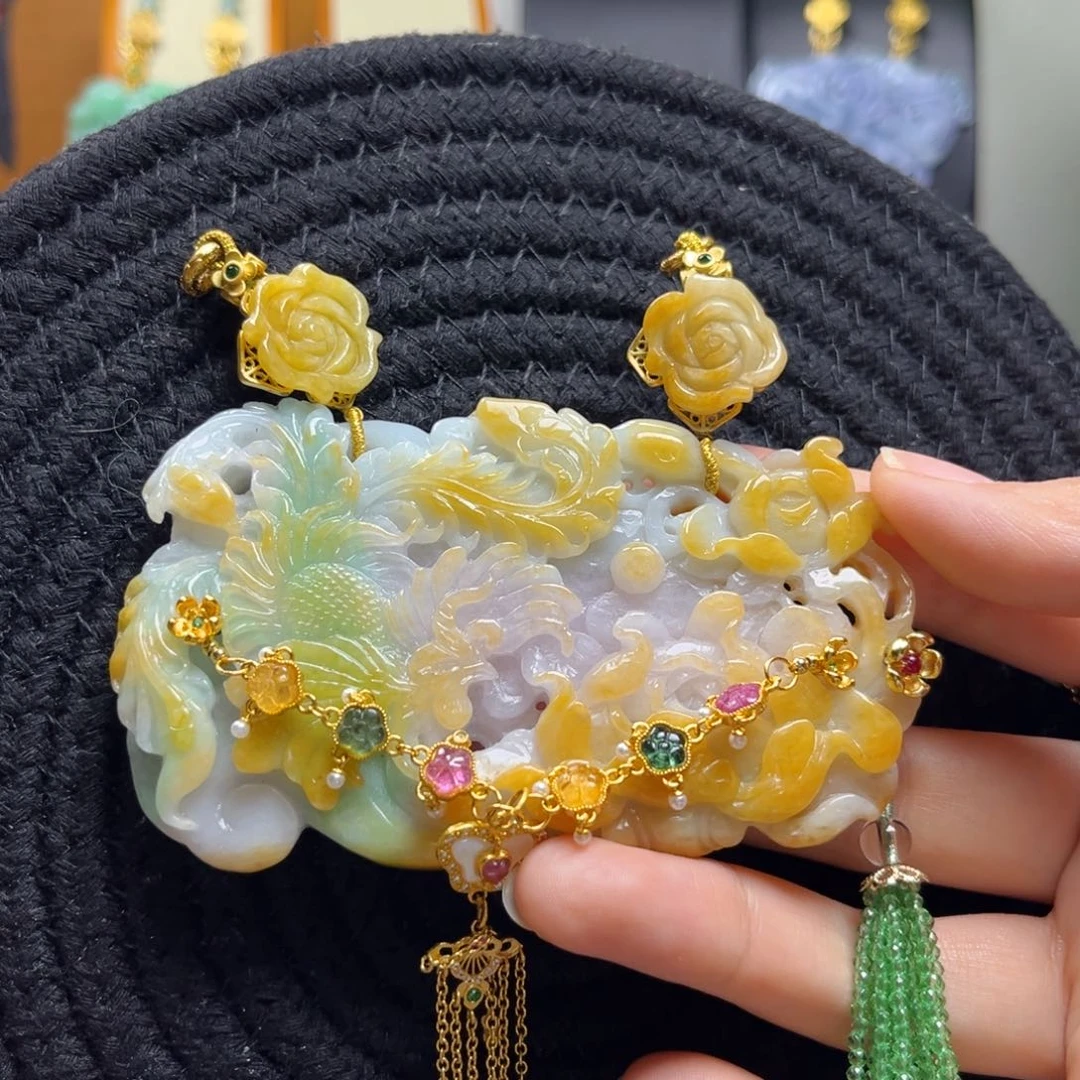 翡翠未镶嵌颈饰天然