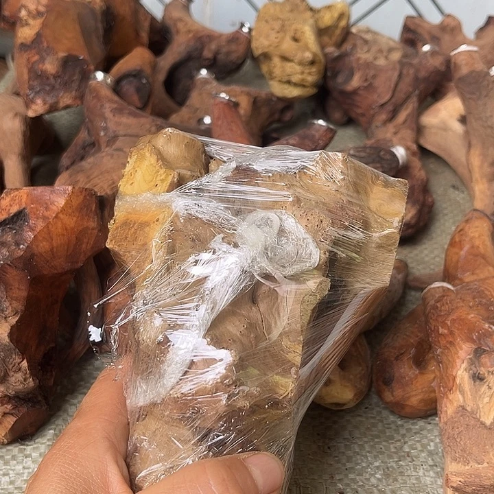 香榧木发信息吧你在哪呢