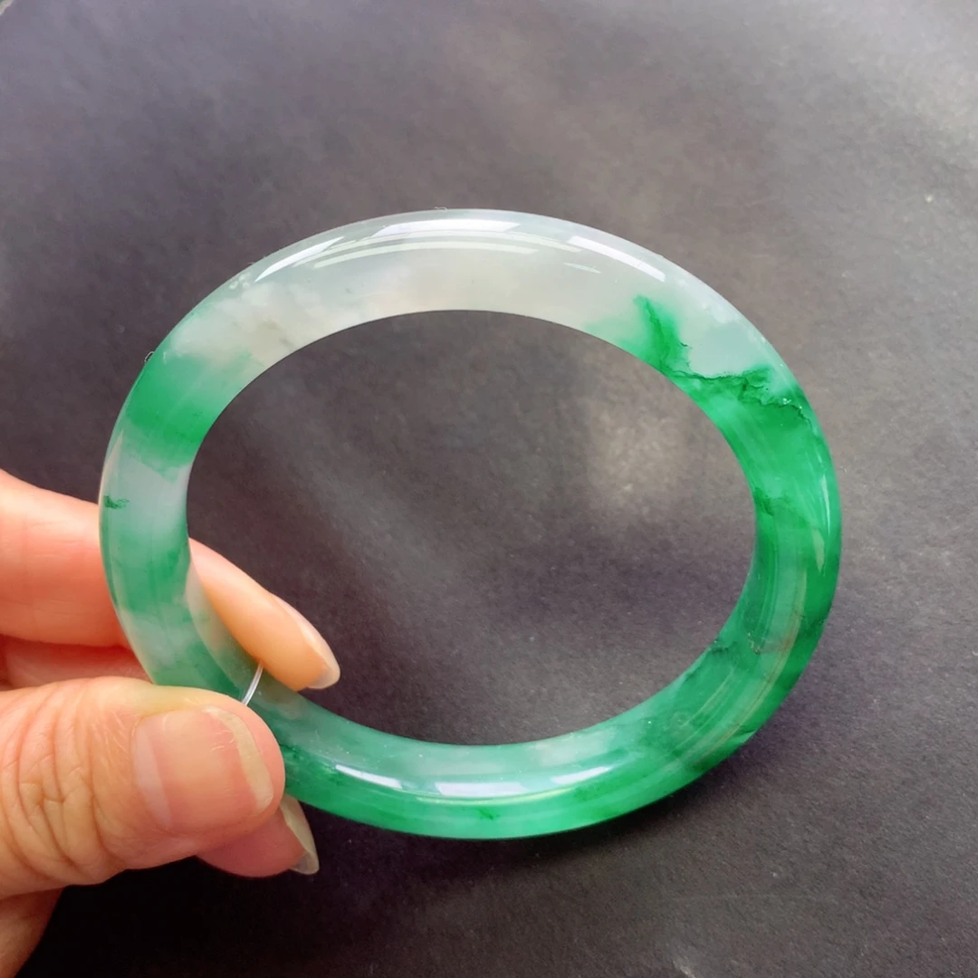 石英质玉未镶嵌手镯