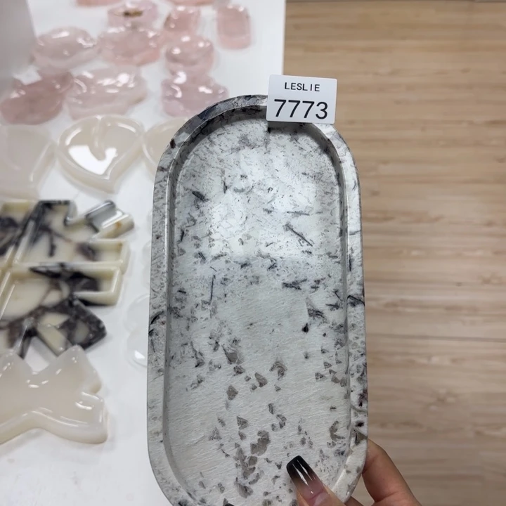 Yy7773。。。。。。。。。。。福利