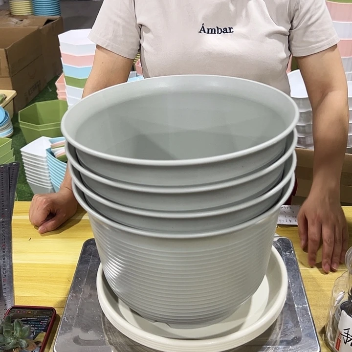 矮陶口27高18灰白色4个带托
