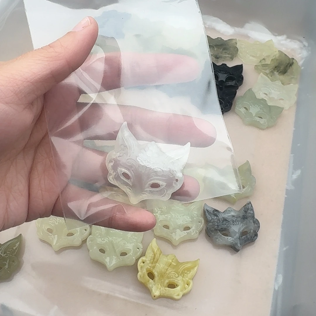 蛇纹石玉合金颈饰