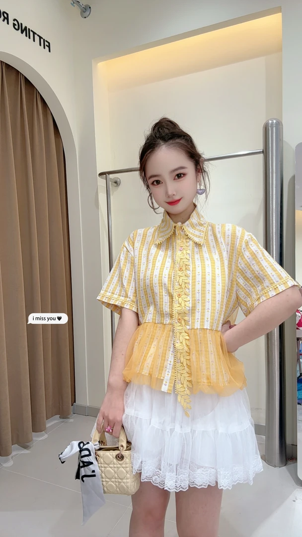 纯色衬衫袖条纹设计感短袖法式衬衫格子条纹减龄百搭夏季拼纱潮流