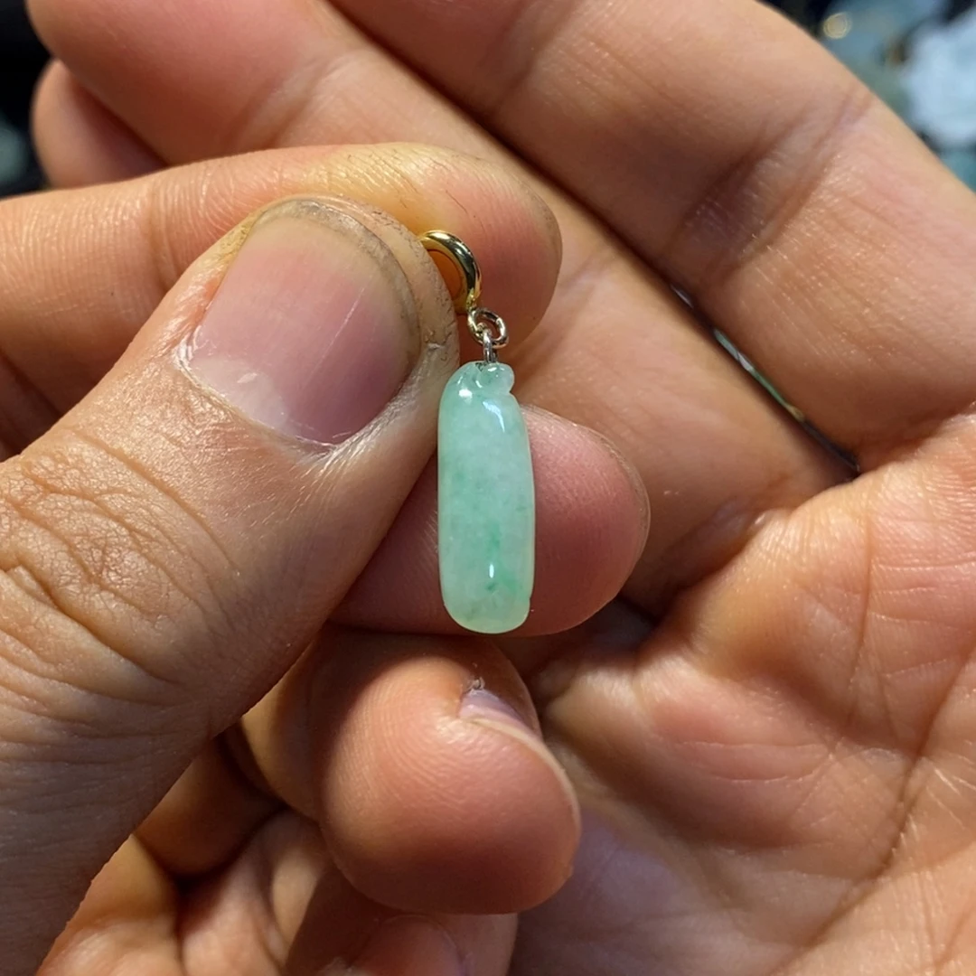 翡翠未镶嵌颈饰天然缅甸翡翠A货福瓜吊坠