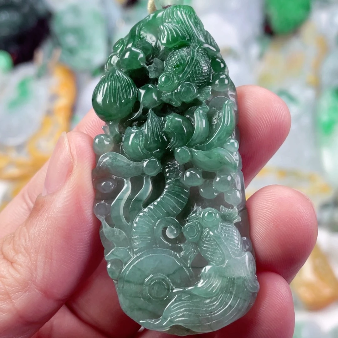 翡翠未镶嵌吊坠(不含链)