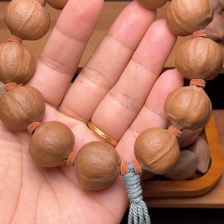 金***厅橄榄核手串/手链橄榄核2.1✖️22左右