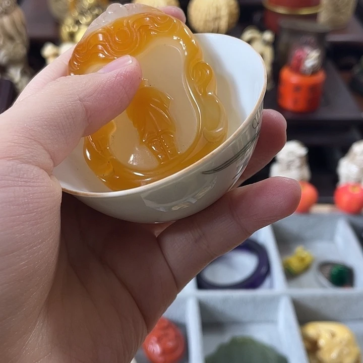 岁***箭瓷片精品雕刻工艺品