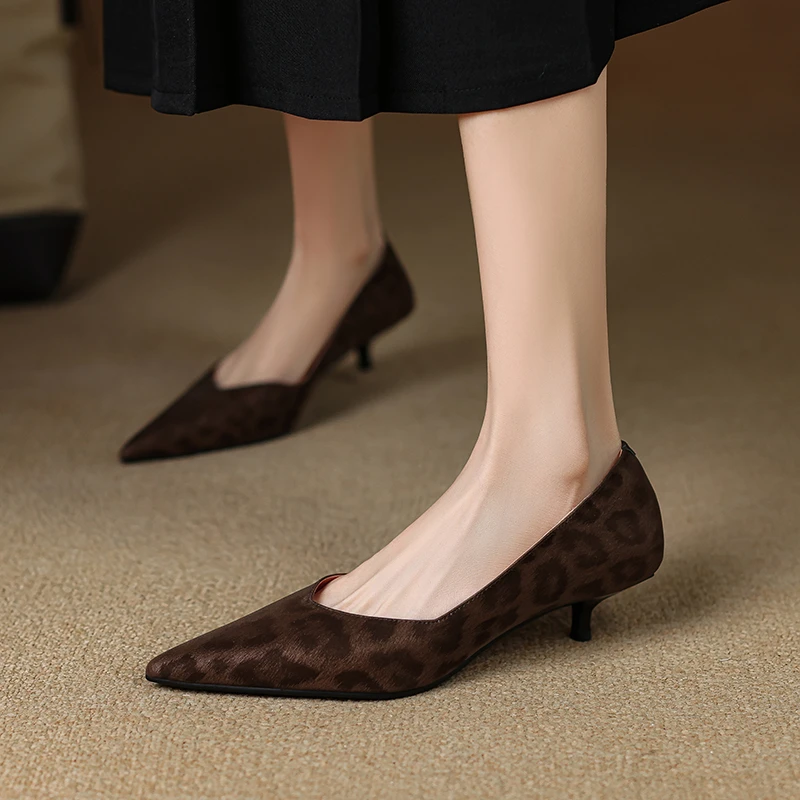 头层牛皮/3公分 气质小尖头豹纹真皮低跟鞋玛丽珍浅口单鞋女细跟