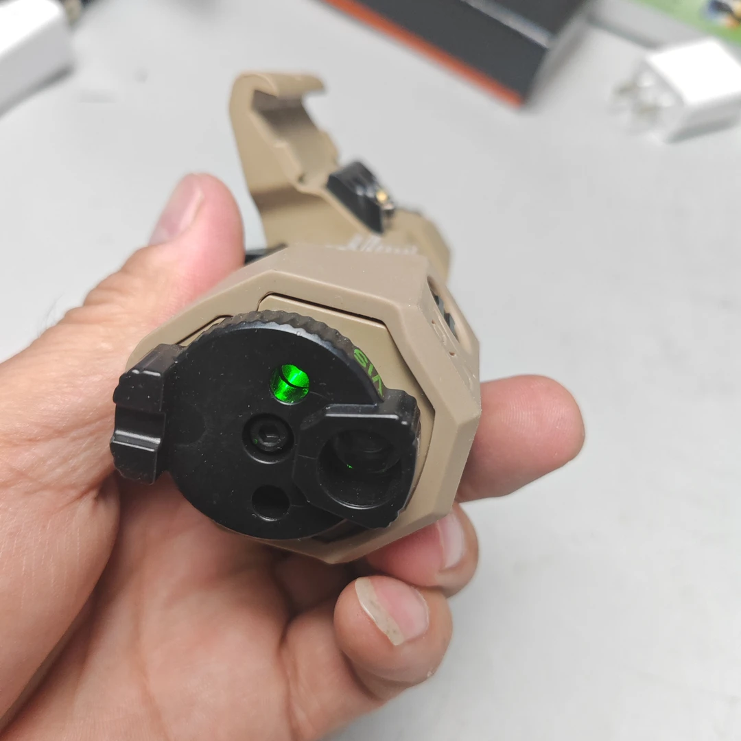 战术下挂手电筒闪频强光超亮LED照明搭配镭射指示器
