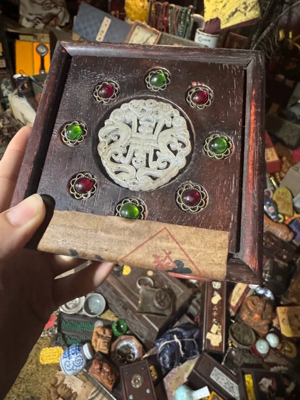 【闪购商品】镶嵌八宝木盒複古風工藝方形完整