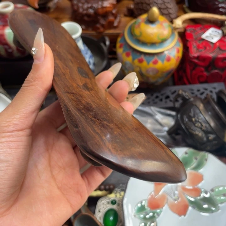 端景台紫檀木类木