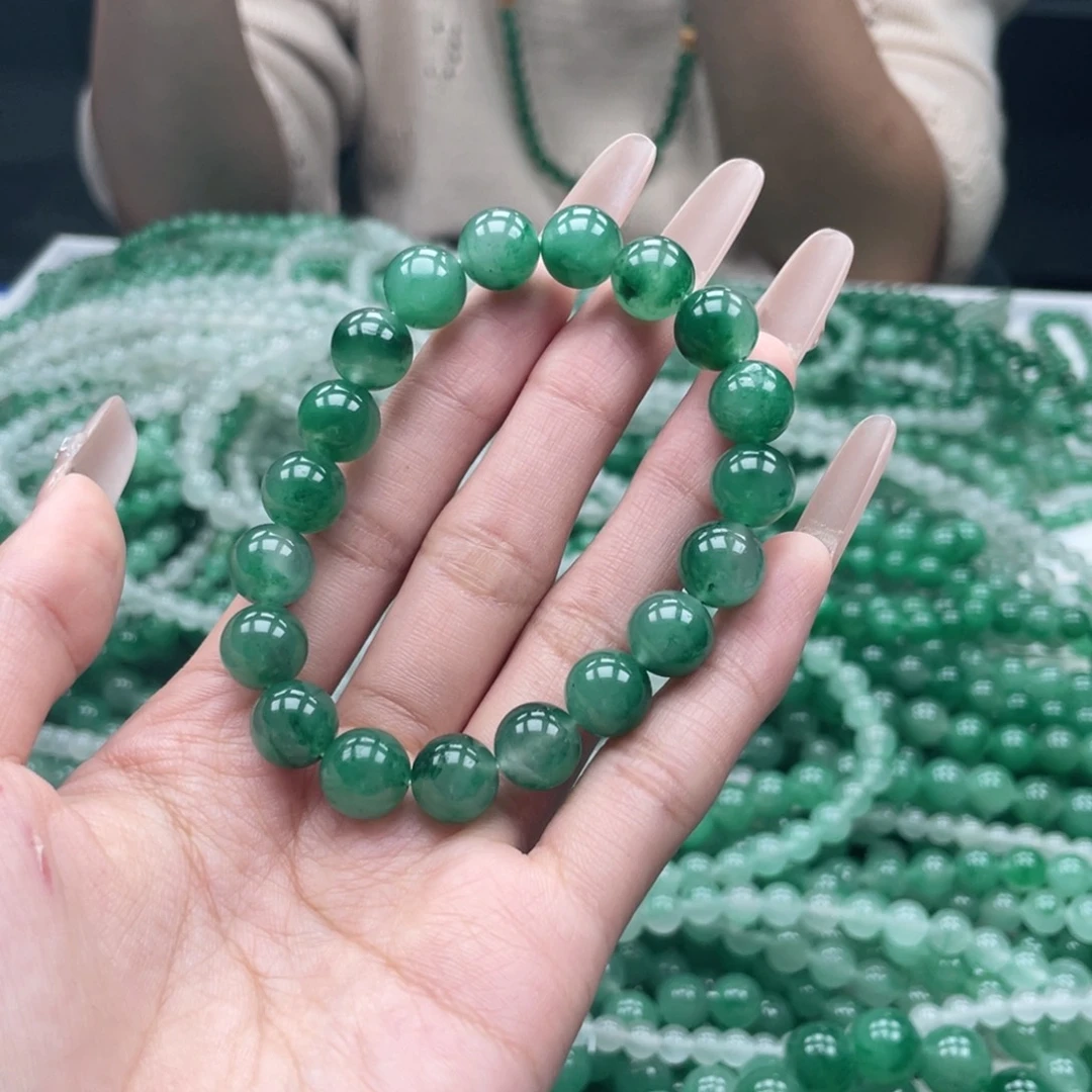 未镶嵌手串石英质玉（非洲翠）