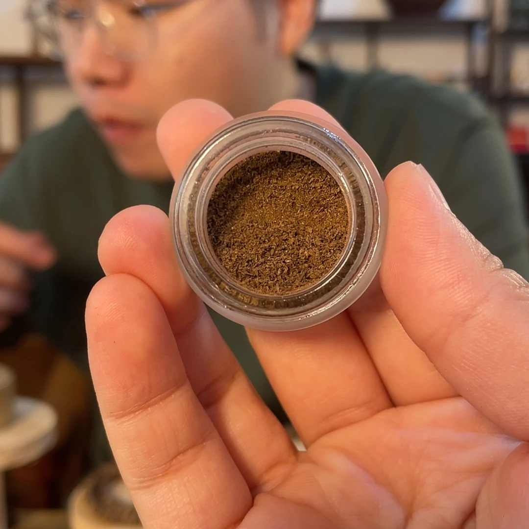 沉香沉香碎屑文莱1g