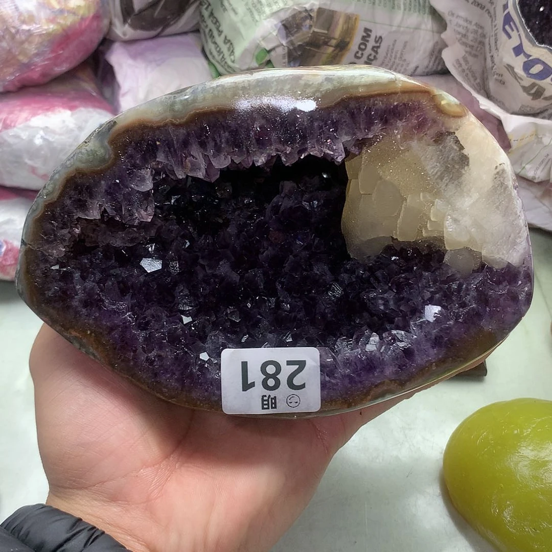 水晶大型摆件（非配饰）未镶嵌