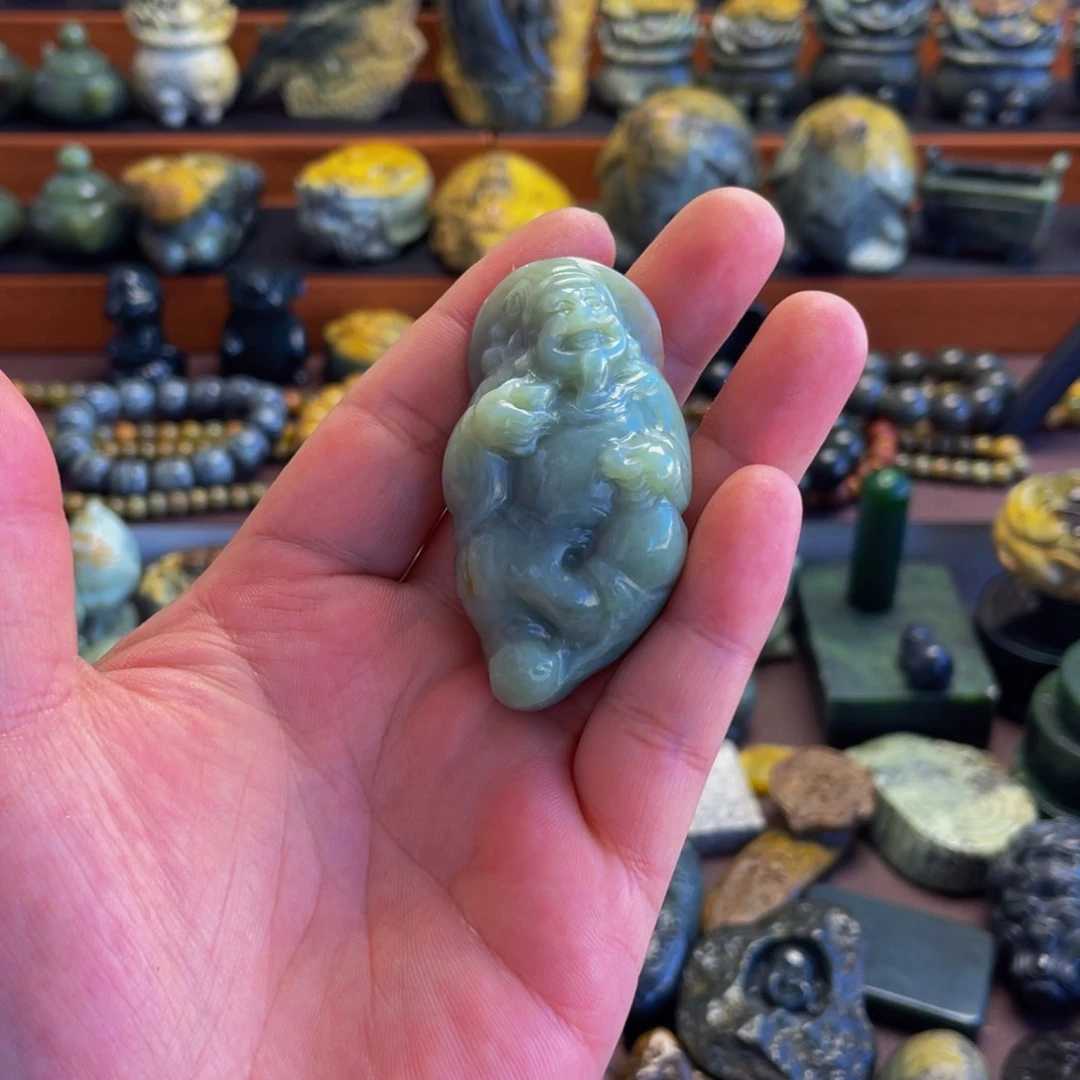 【闪购商品】未镶嵌岫岩河磨玉（透闪石质玉）挂件