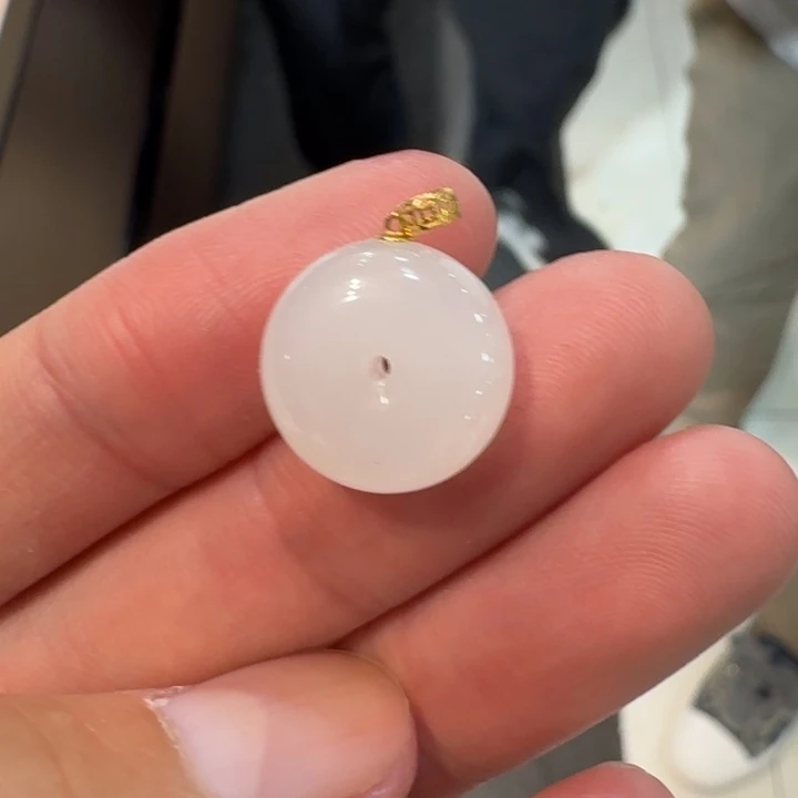 和田玉18K金镶嵌颈饰69好大哥平安扣