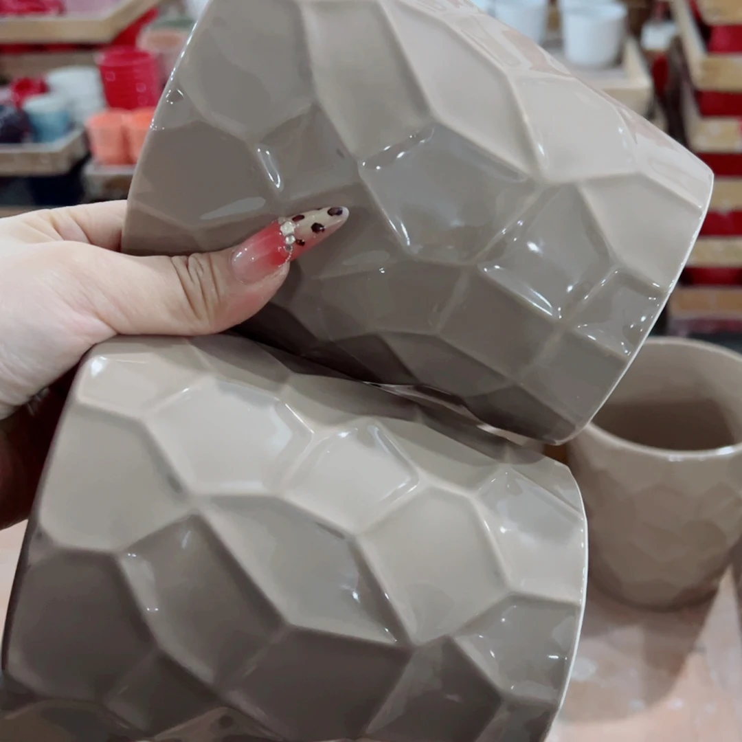 有孔，陶瓷花盆满10米包邮发货