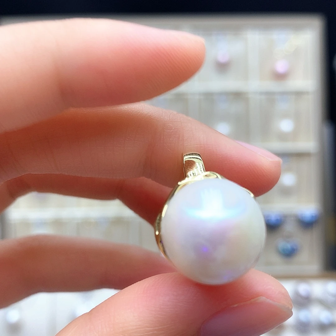 淡水珍珠合金颈饰